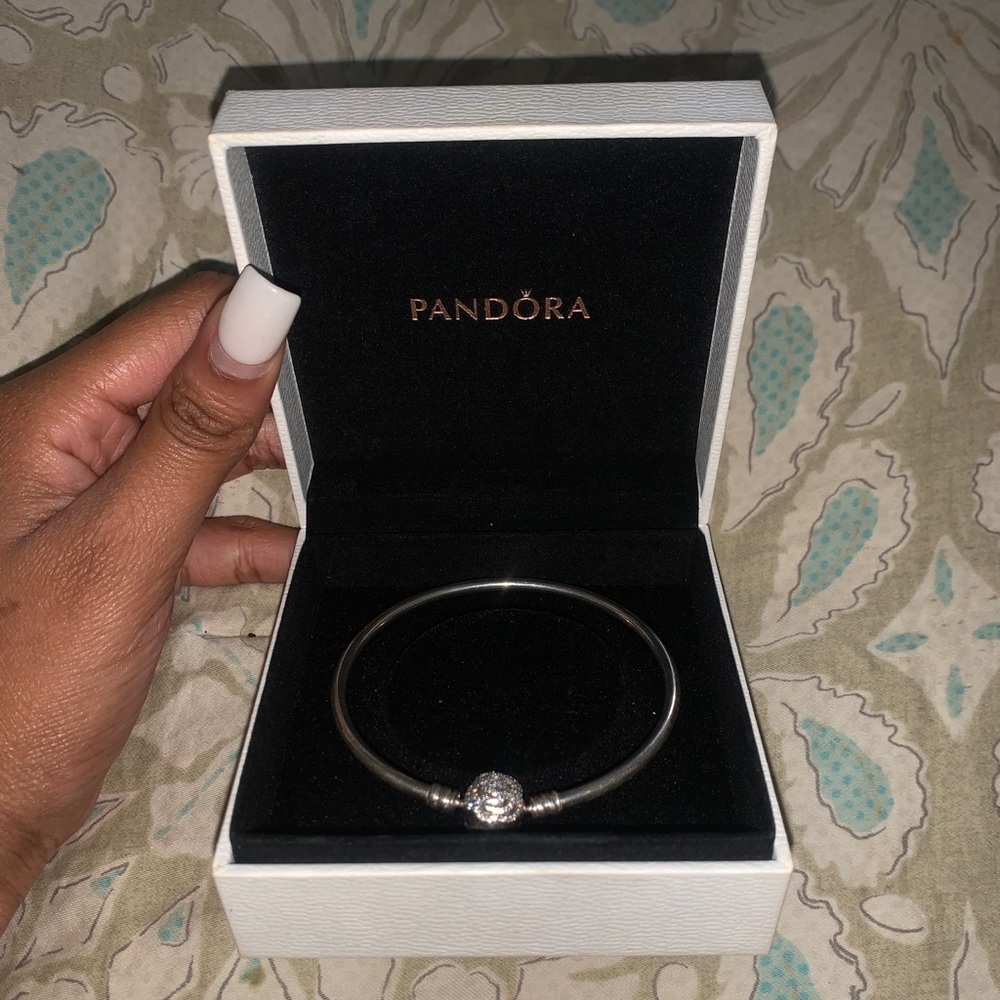 Pandora Band with Message.